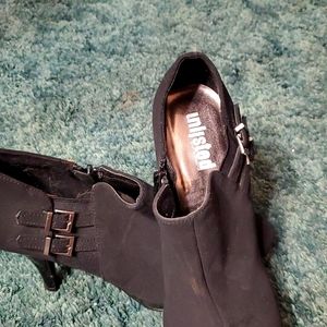 Shoes size 9 all sales final